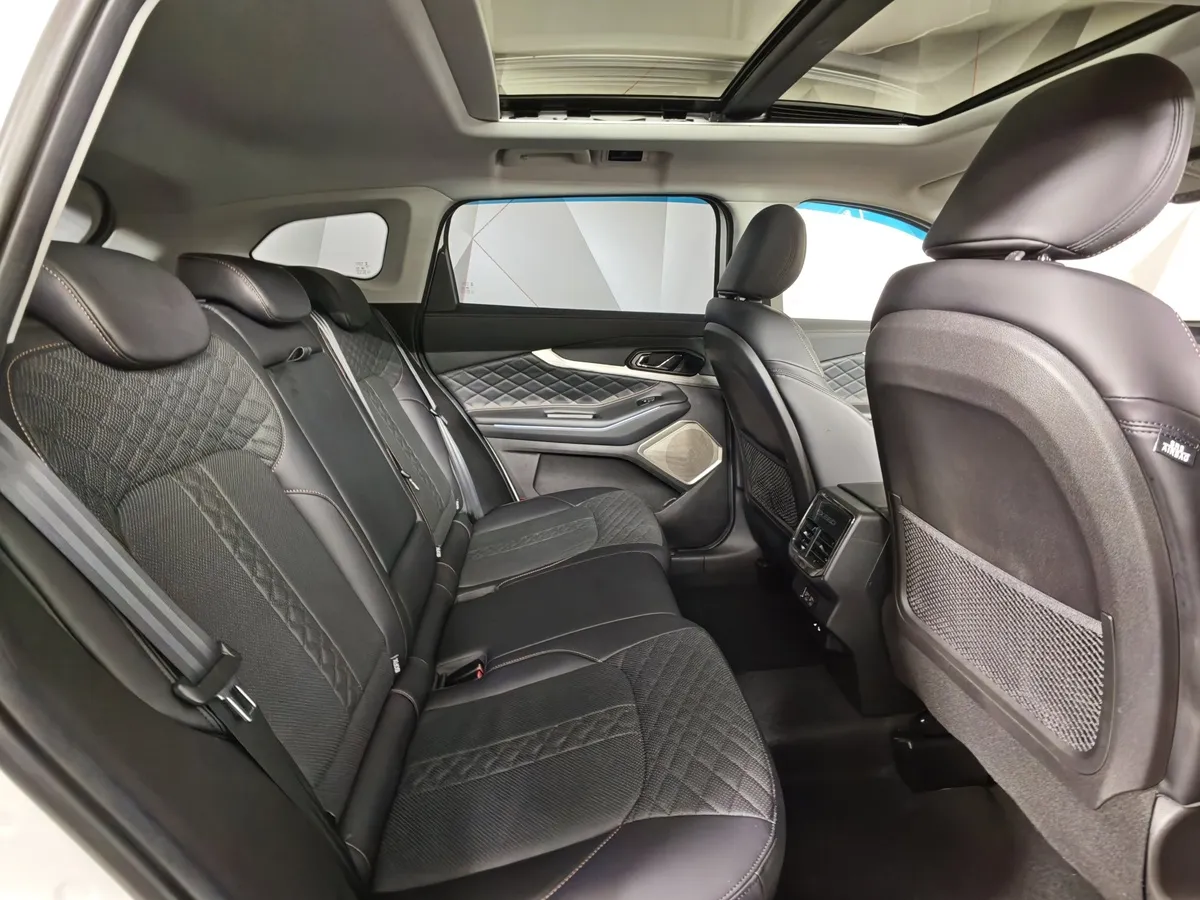 EXEED TXL 1.6 TGDI DCT7 AWD (186 л.с.) Белый в АВИЛОН. Слайд №16