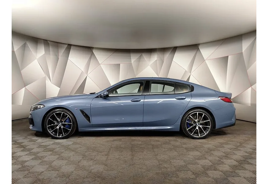BMW 8 серия 840i xDrive (340 л.с.) M Sport Pro Синий в АВИЛОН. Слайд №5