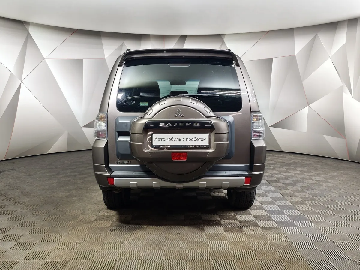 Mitsubishi Pajero 3.0 AT AWD (178 л.с.) Коричневый в АВИЛОН. Слайд №8