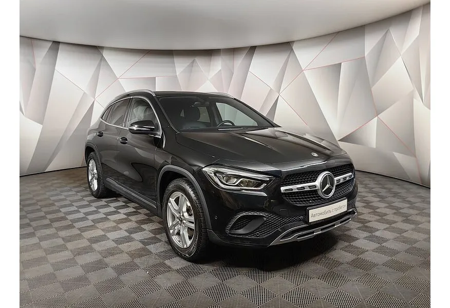Mercedes-Benz GLA 200 7G-DCT (163 л.с.) Progressive Черный в АВИЛОН. Слайд №3