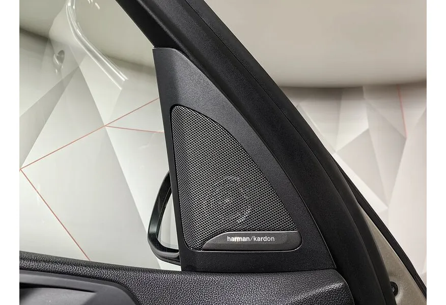 BMW X5 xDrive30d Steptronic (249 л.с.) Коричневый в АВИЛОН. Слайд №19