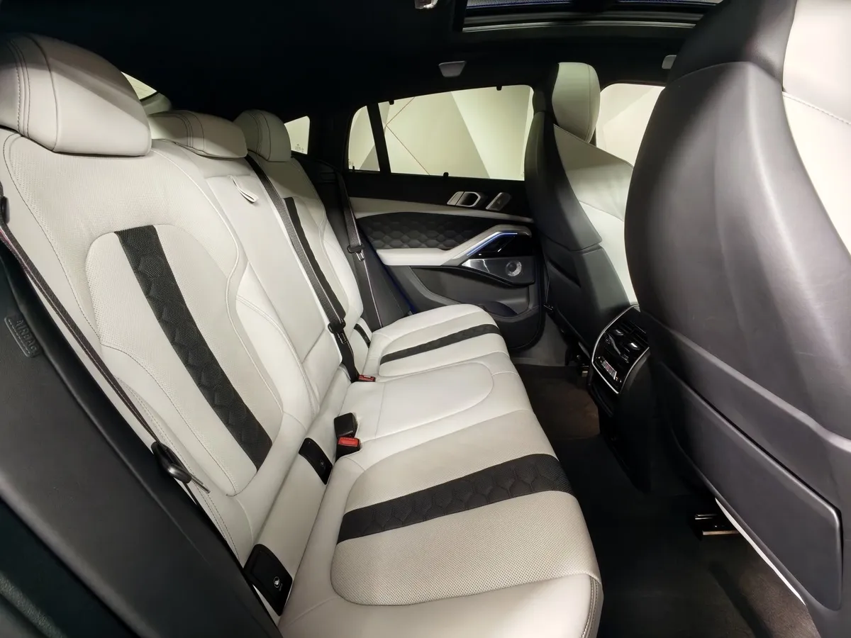 BMW X6 M 4.4 xDrive (625 л.с.) Competition Синий в АВИЛОН. Слайд №14