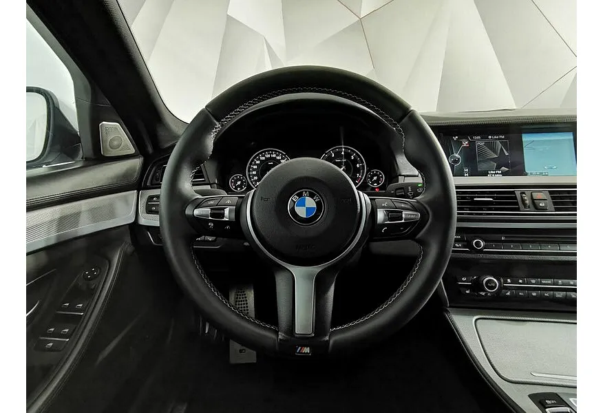 BMW 5 серия 520i AT (184 л.с.) Белый в АВИЛОН. Слайд №15