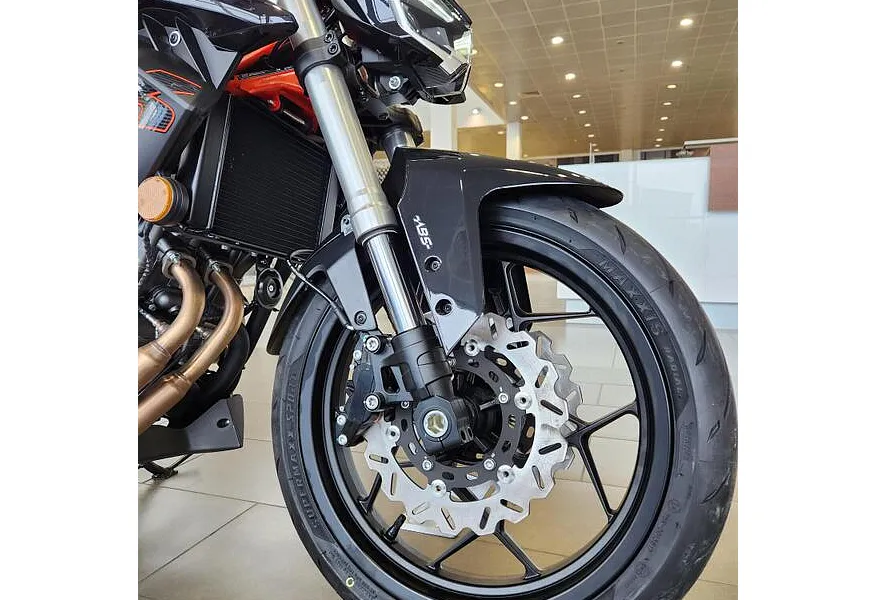 QJMOTOR SRK 400 400 см³ (41 л.с.) (41) 400 в АВИЛОН. Слайд №11