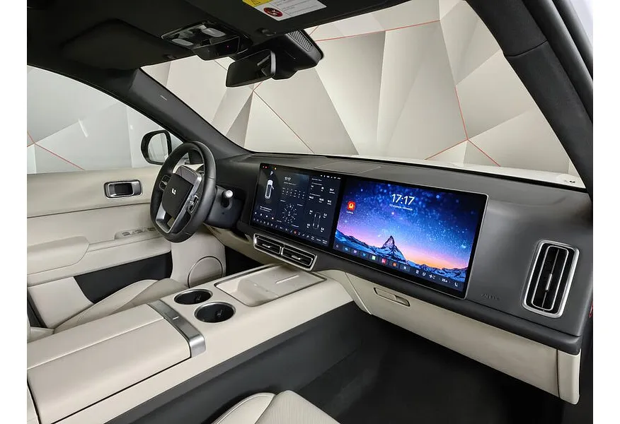 Li Auto L7 1.5 AT 4WD (449 л.с.) Max Белый в АВИЛОН. Слайд №13