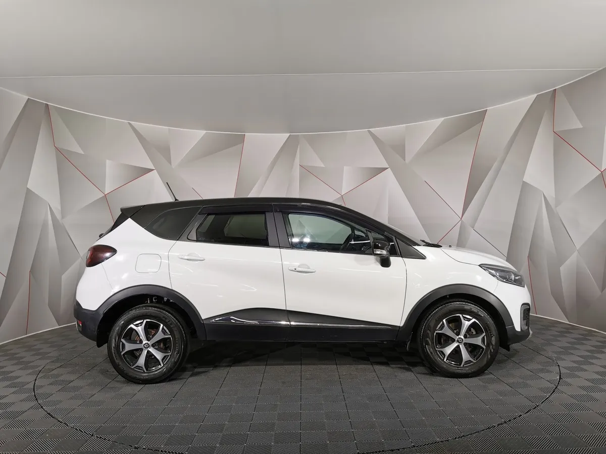 Renault Kaptur 2.0 MT AWD (143 л.с.) Drive Белый в АВИЛОН. Слайд №6