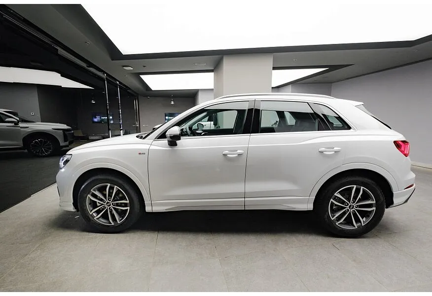АВИЛОН - Audi Q3 2.0 40 TFSI (186 л.с.) Fashion Dynamic Edition Белый - slide 2