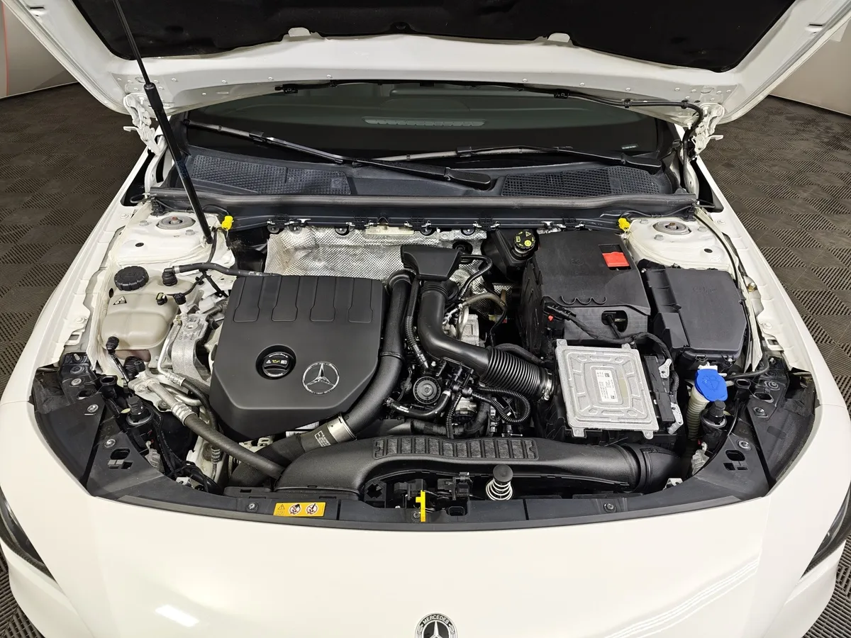 Mercedes-Benz CLA 200 7G-DCT (150 л.с.) Sport Белый в АВИЛОН. Слайд №11