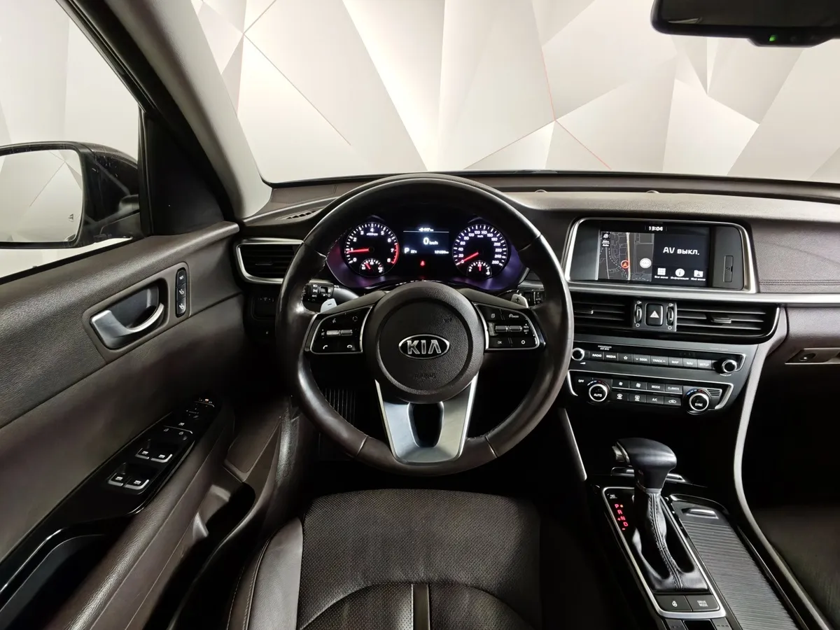 Kia Optima 2.4 GDI AT (188 л.с.) Luxe Коричневый в АВИЛОН. Слайд №18