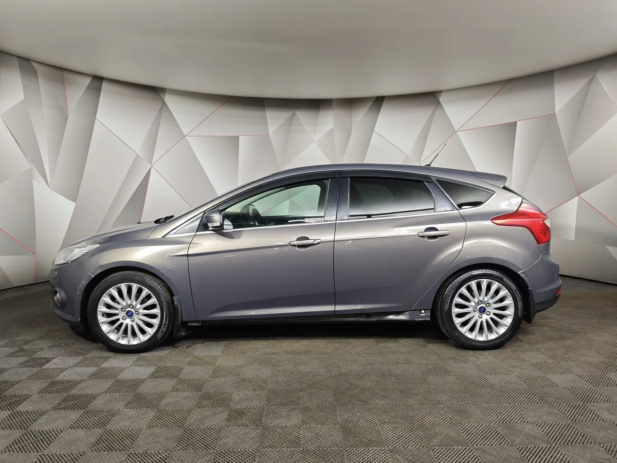 Ford Focus 1.6 PowerShift (125 л.с.) Titanium Коричневый в АВИЛОН. Слайд №5