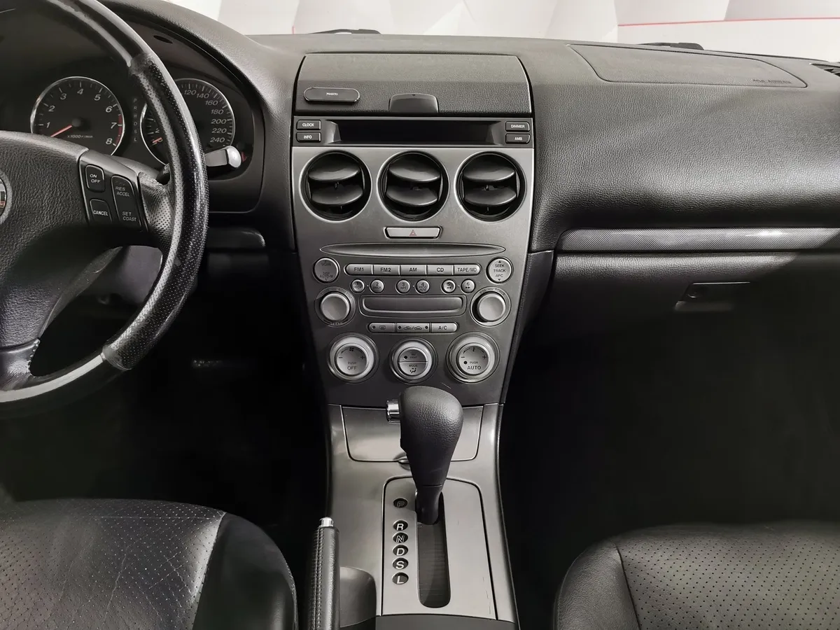 Mazda 6 2.0 AT (147 л.с.) Золотой в АВИЛОН. Слайд №14