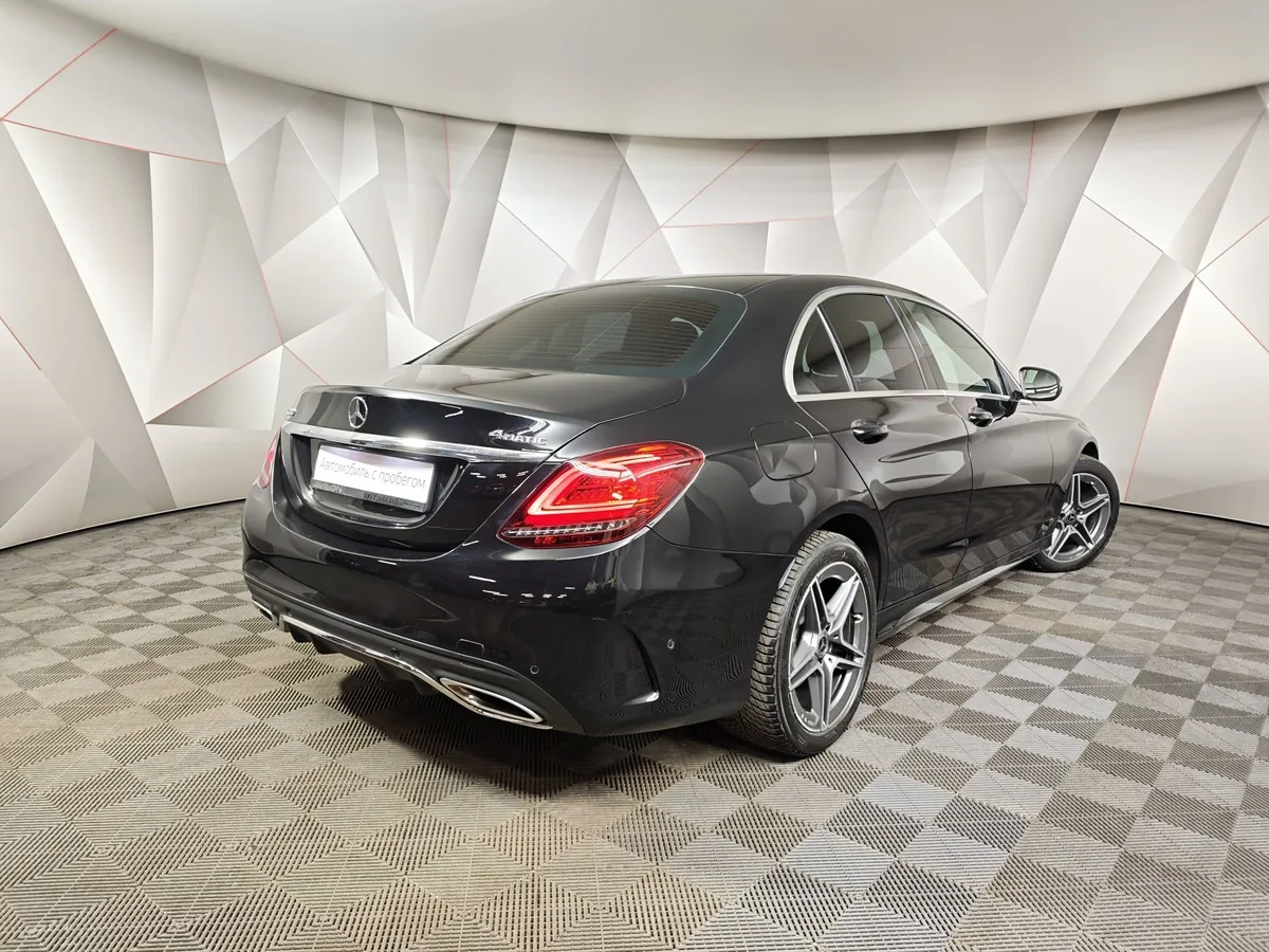 Mercedes-Benz C-Класс C 200 9G-TRONIC 4MATIC (190 л.с.) Sport Черный в АВИЛОН. Слайд №2