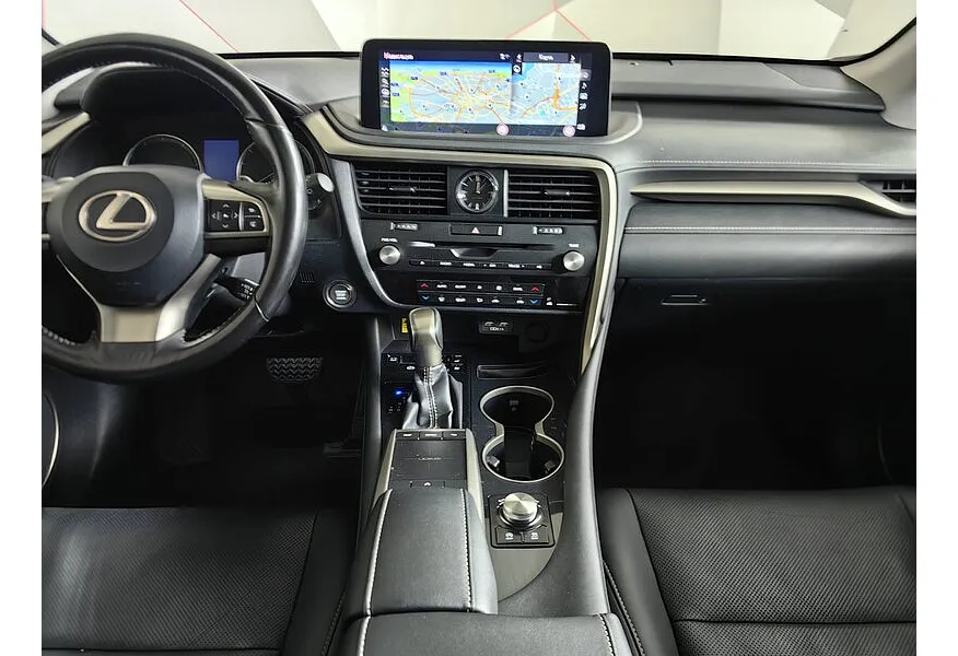 Lexus RX 2.0 AT AWD (238 л.с.) Executive Белый в АВИЛОН. Слайд №15