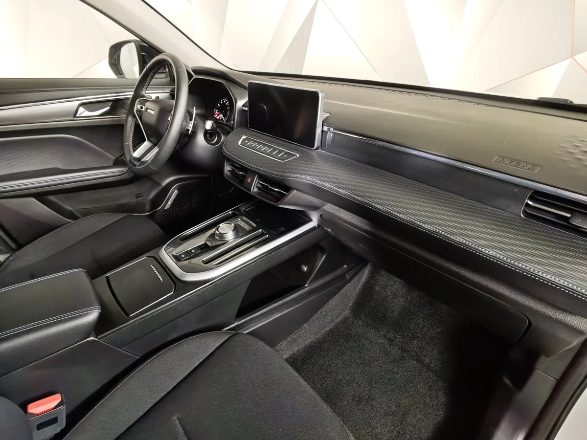 Haval Jolion 1.5 DCT 4WD (150 л.с.) Premium Белый в АВИЛОН. Слайд №13