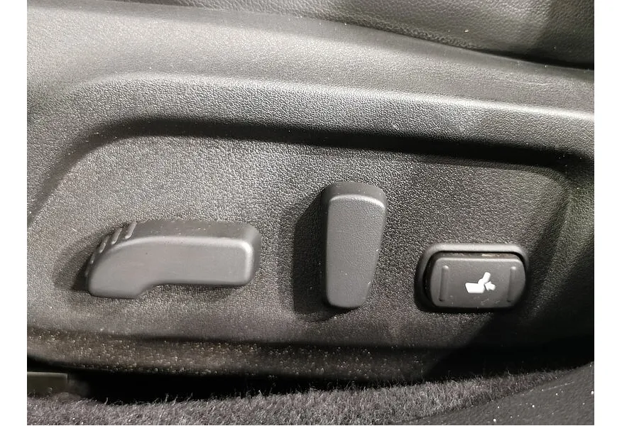 Subaru Outback 2.5 Lineartronic AWD (175 л.с.) Черный в АВИЛОН. Слайд №22