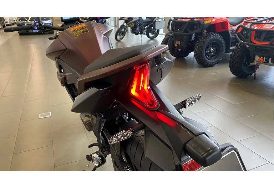 АВИЛОН - QJMOTOR SRK 700 700 см³ (73 л.с.) 700 Красный - slide 10
