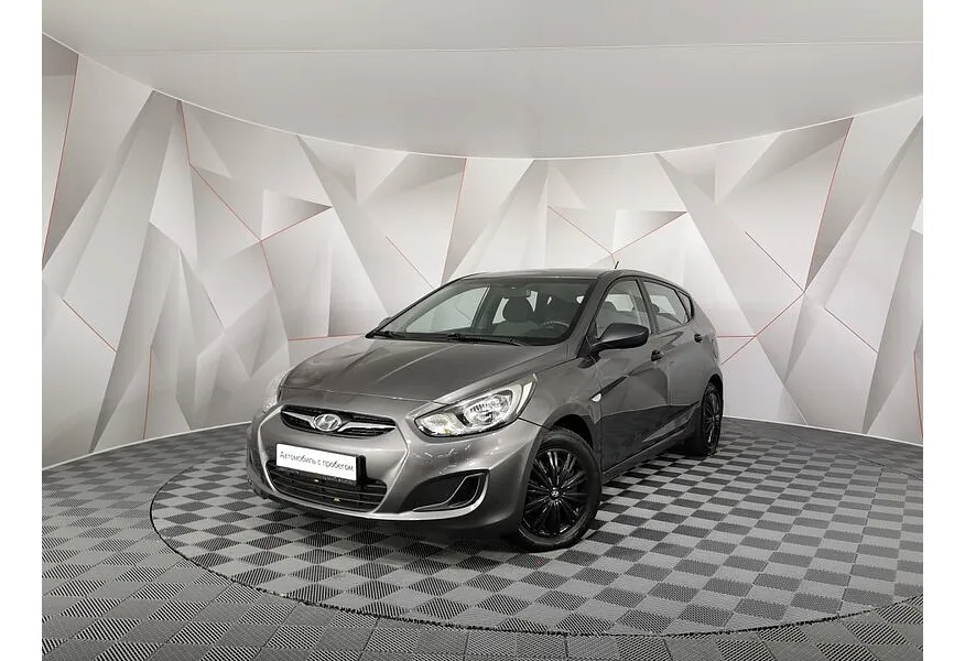 Купить Hyundai i40 1.6 MT (135 л.с.) Comfort Белый с пробегом, VIN