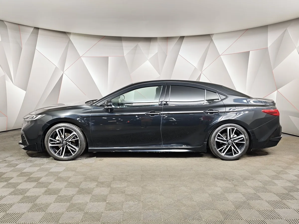Toyota Camry 2.0 AT (173 л.с.) Sport Черный в АВИЛОН. Слайд №5