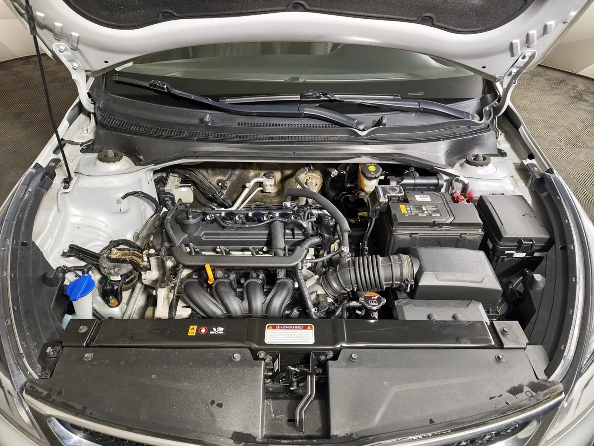 Kia Rio X-Line 1.4 AT (100 л.с.) Серый в АВИЛОН. Слайд №11
