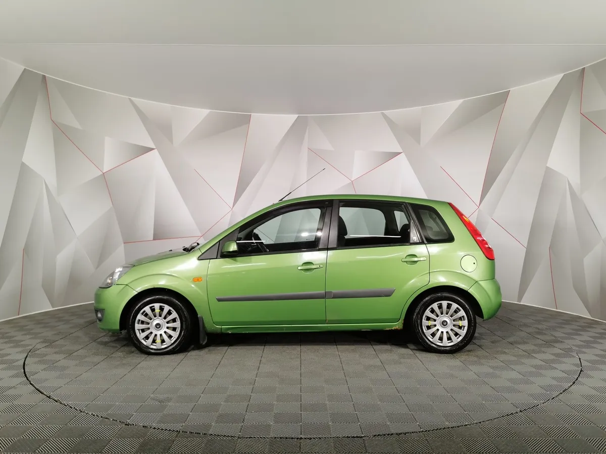 Ford Fiesta 1.6 AT (100 л.с.) Ghia Зеленый в АВИЛОН. Слайд №5