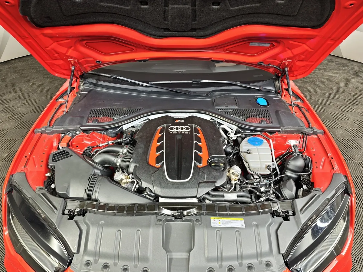 Audi RS 7 4.0 TFSI Tiptronic quattro (600 л.с.) Красный в АВИЛОН. Слайд №11