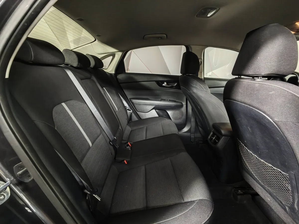 Kia Cerato 2.0 MPI AT (150 л.с.) Luxe Серый в АВИЛОН. Слайд №16