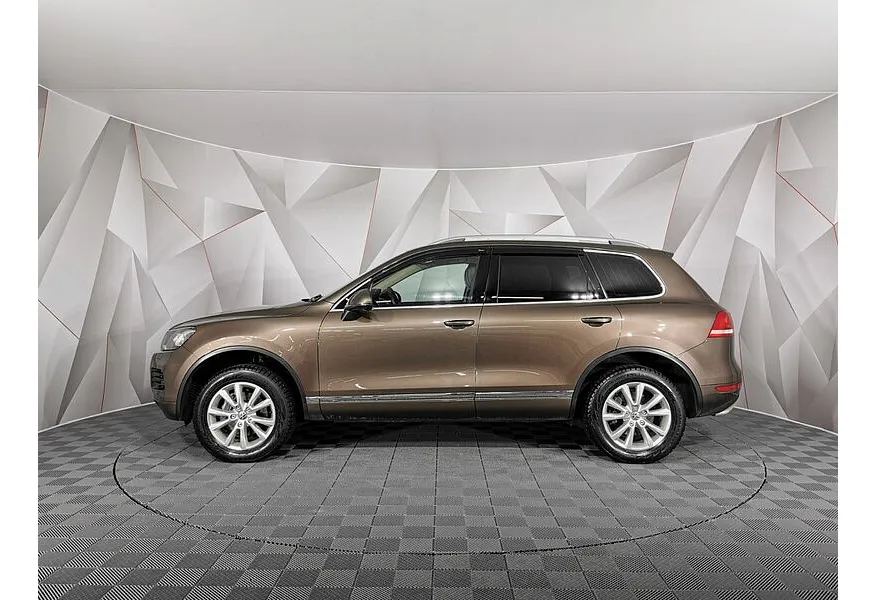 Volkswagen Touareg 3.0 TDI Tiptronic 4Motion (245 л.с.) Коричневый в АВИЛОН. Слайд №5