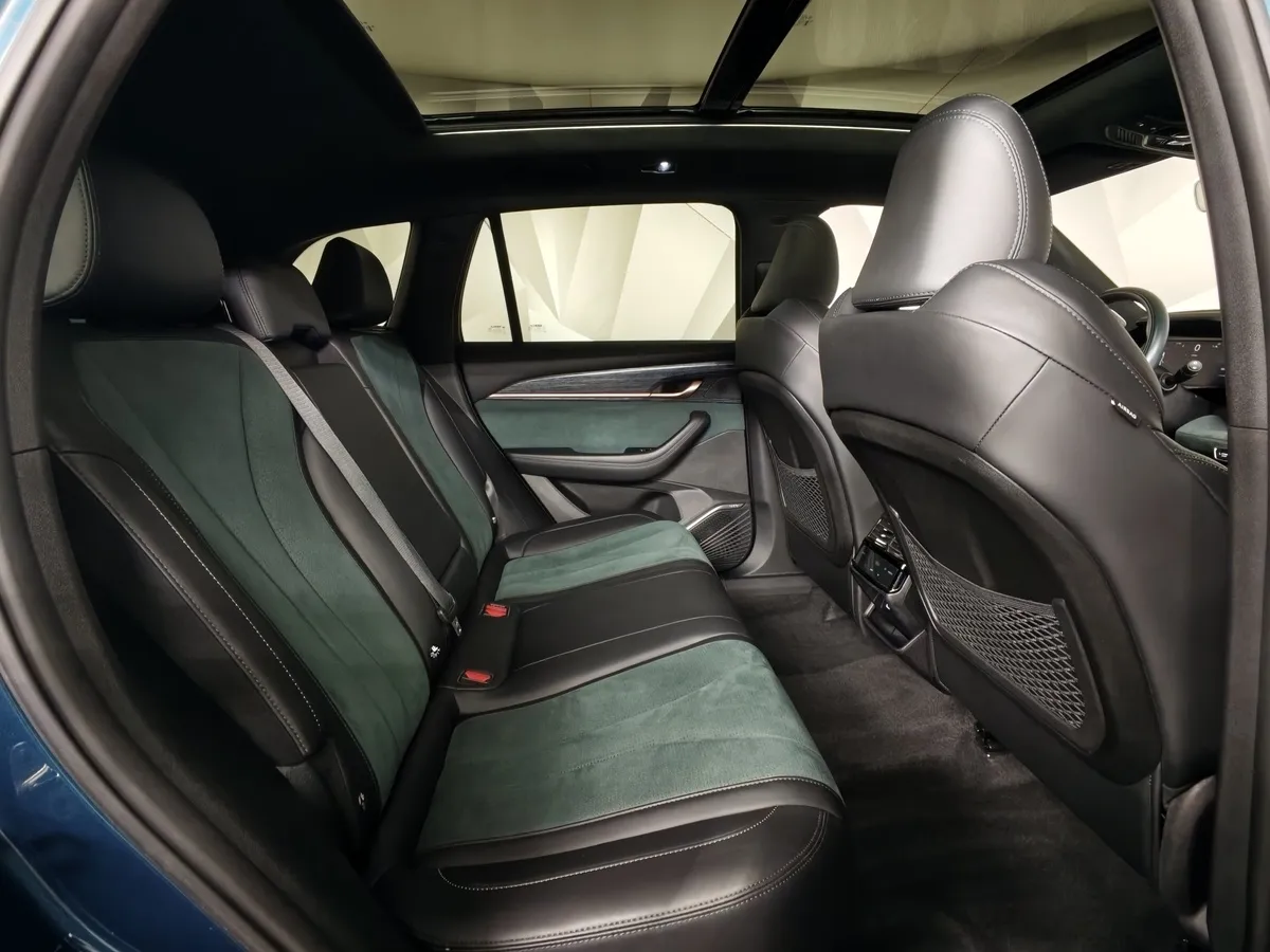 Geely Monjaro 2.0T 8AT 4WD (238 л.с.) Флагман Синий в АВИЛОН. Слайд №16