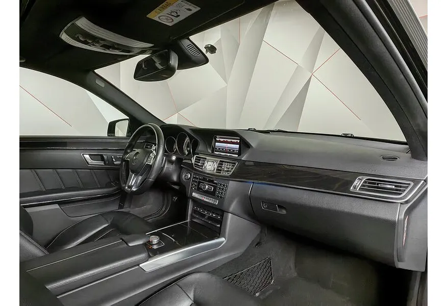Mercedes-Benz E-Класс E 300 7G-Tronic Plus 4Matic (249 л.с.) Черный в АВИЛОН. Слайд №14
