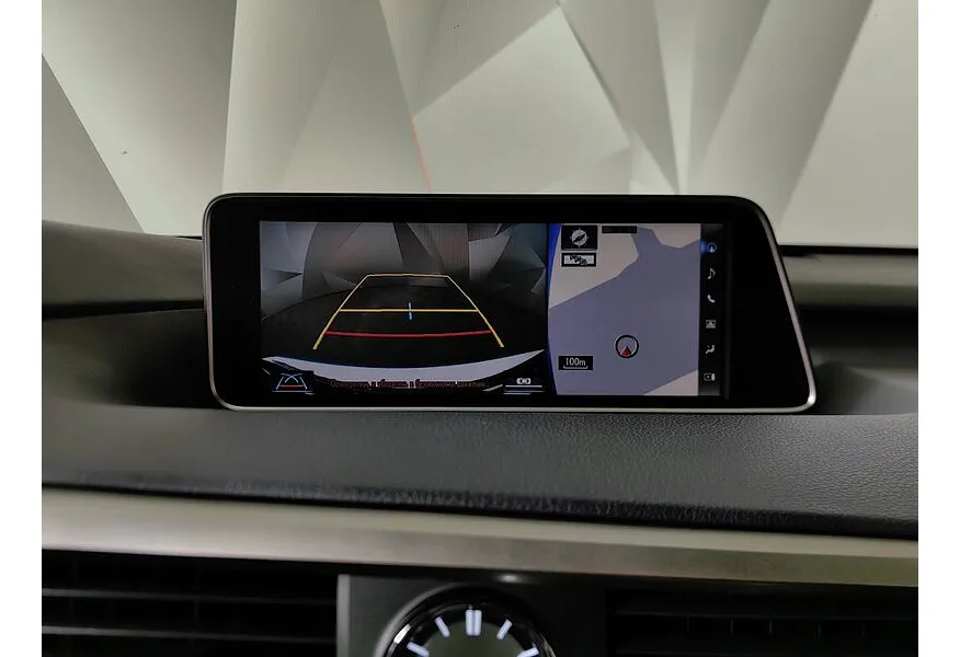 Lexus RX 2.0 AT AWD (238 л.с.) Luxury Белый в АВИЛОН. Слайд №22