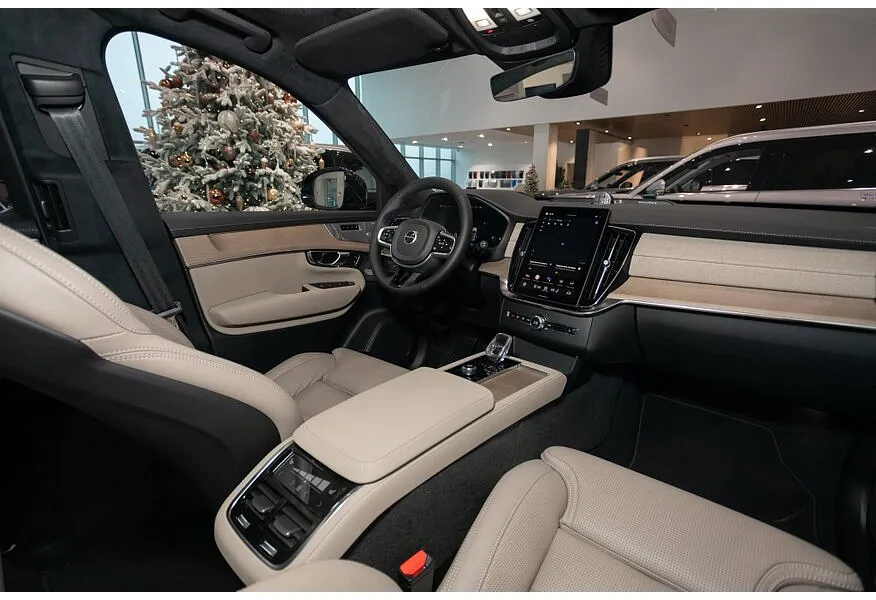 Volvo XC90 2.0 B5 mild hybrid AT AWD (7 мест) (250 л.с.) Ultra Bright Черный в АВИЛОН. Слайд №12