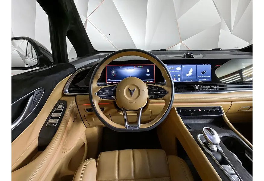 Voyah Dream EVR 1.5 AT AWD (395 л.с.) Executive Черный в АВИЛОН. Слайд №19