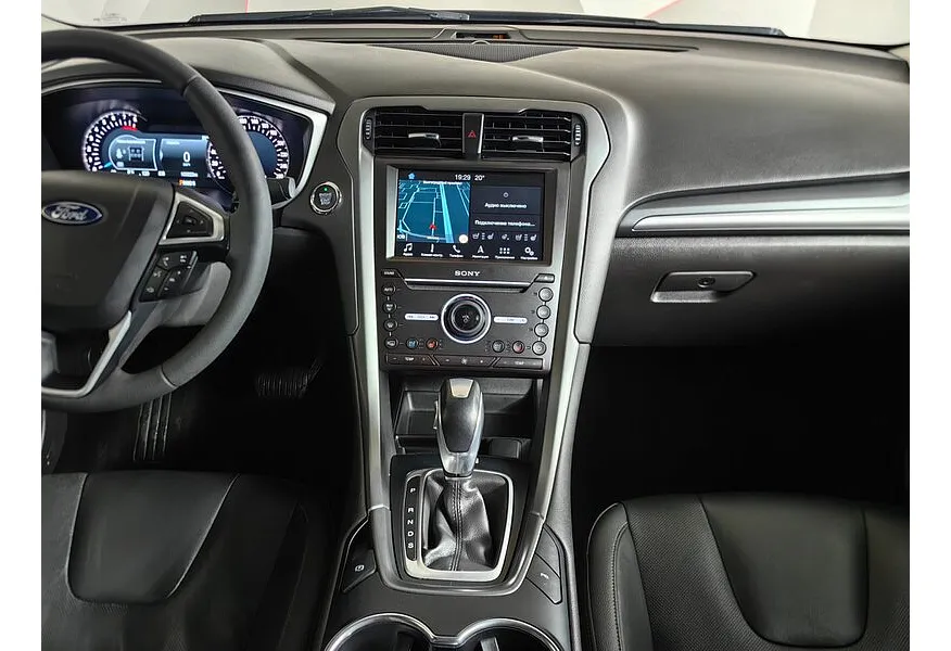 Ford Mondeo 2.0 EcoBoost AT (199 л.с.) Titanium Черный в АВИЛОН. Слайд №15