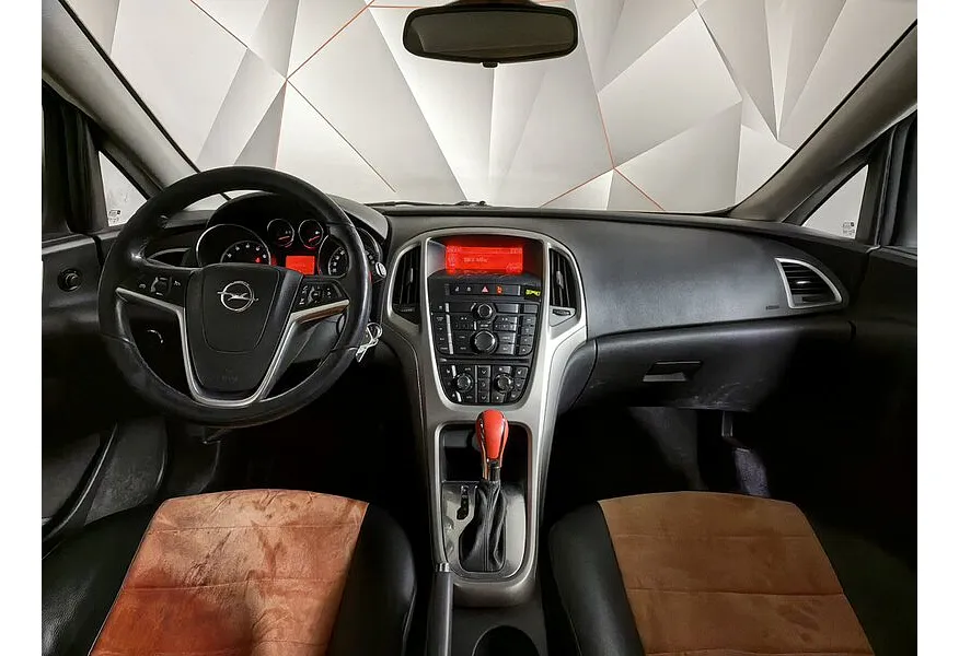 Opel Astra 1.6 AT (115 л.с.) Черный в АВИЛОН. Слайд №13