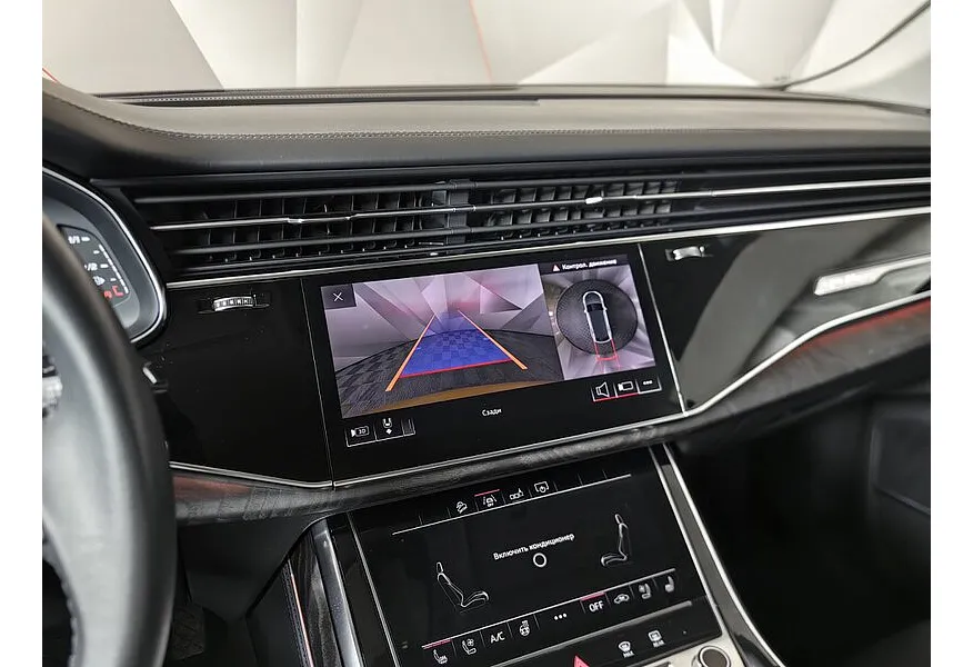 Audi Q8 55 TFSI Tiptronic quattro (340 л.с.) Оранжевый в АВИЛОН. Слайд №21