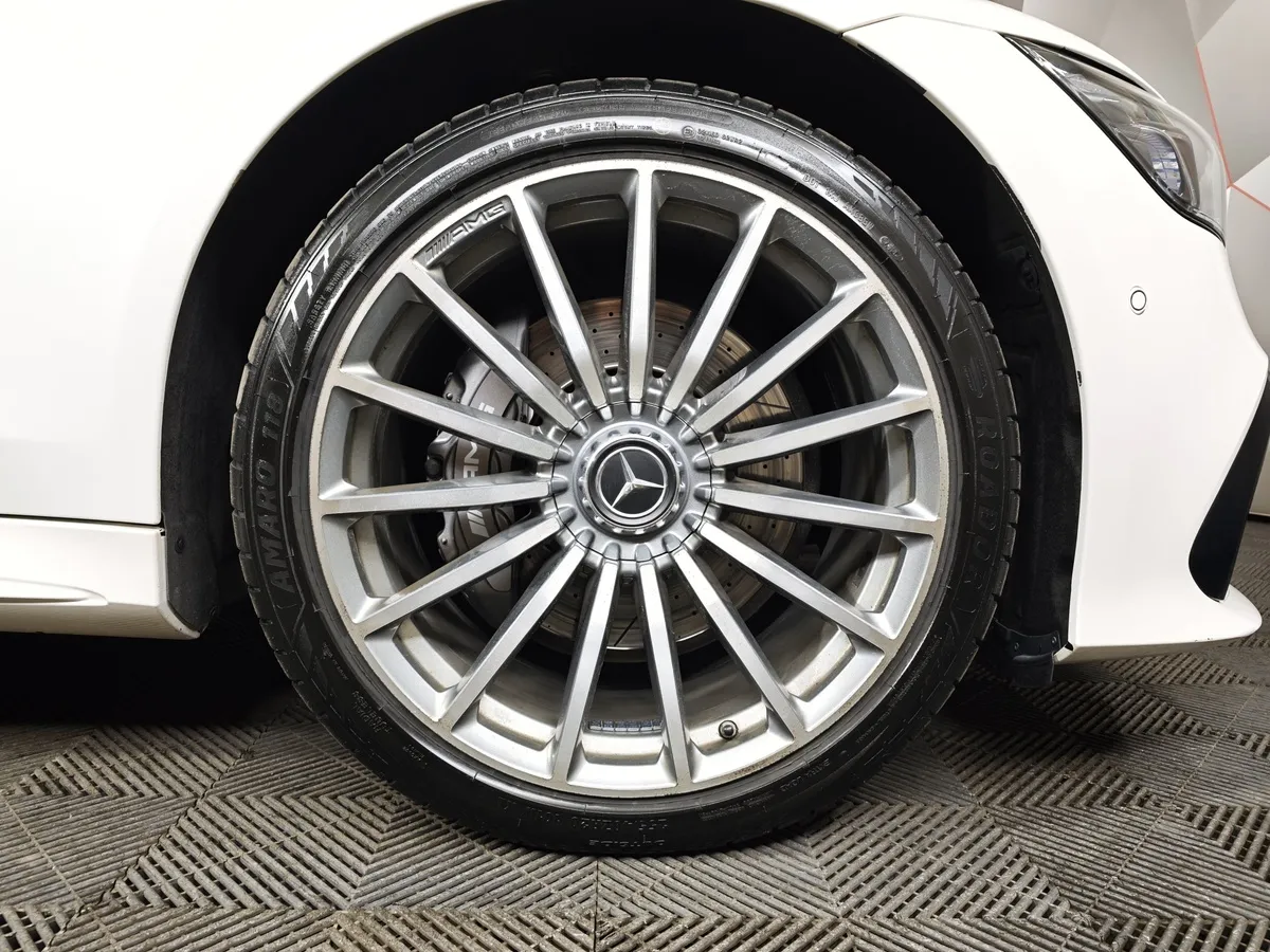 Mercedes-Benz AMG GT 43 4MATIC SPEEDSHIFT TCT 9G (367 л.с.) Особая серия Белый в АВИЛОН. Слайд №9