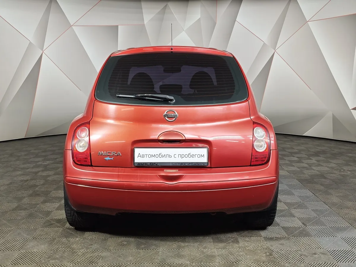 Nissan Micra 1.2 MT (80 л.с.) Красный в АВИЛОН. Слайд №8