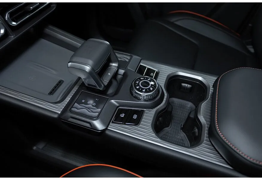 JETOUR T1 2.0T AT 4WD (245 л.с.) Comfort Белый в АВИЛОН. Слайд №10