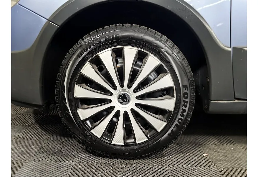 Skoda Roomster 1.6 AT (105 л.с.) Голубой в АВИЛОН. Слайд №9