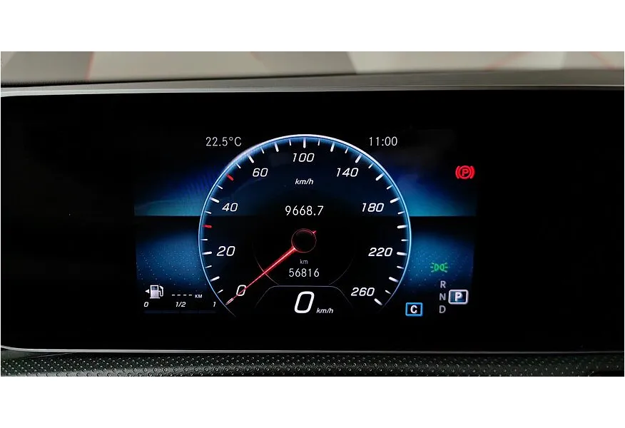 Mercedes-Benz A-Класс A 200 7G-DCT (150 л.с.) Progressive Серебристый в АВИЛОН. Слайд №18