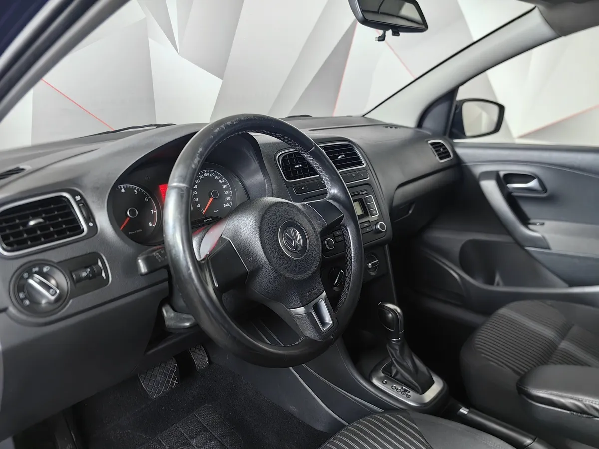 Volkswagen Polo 1.6 Tiptronic (105 л.с.) Comfortline Синий в АВИЛОН. Слайд №17
