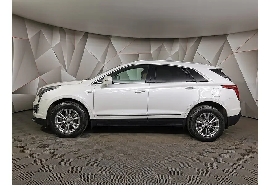 Cadillac XT5 2.0T АТ AWD (200 л.с.) Premium Luxury Белый в АВИЛОН. Слайд №5
