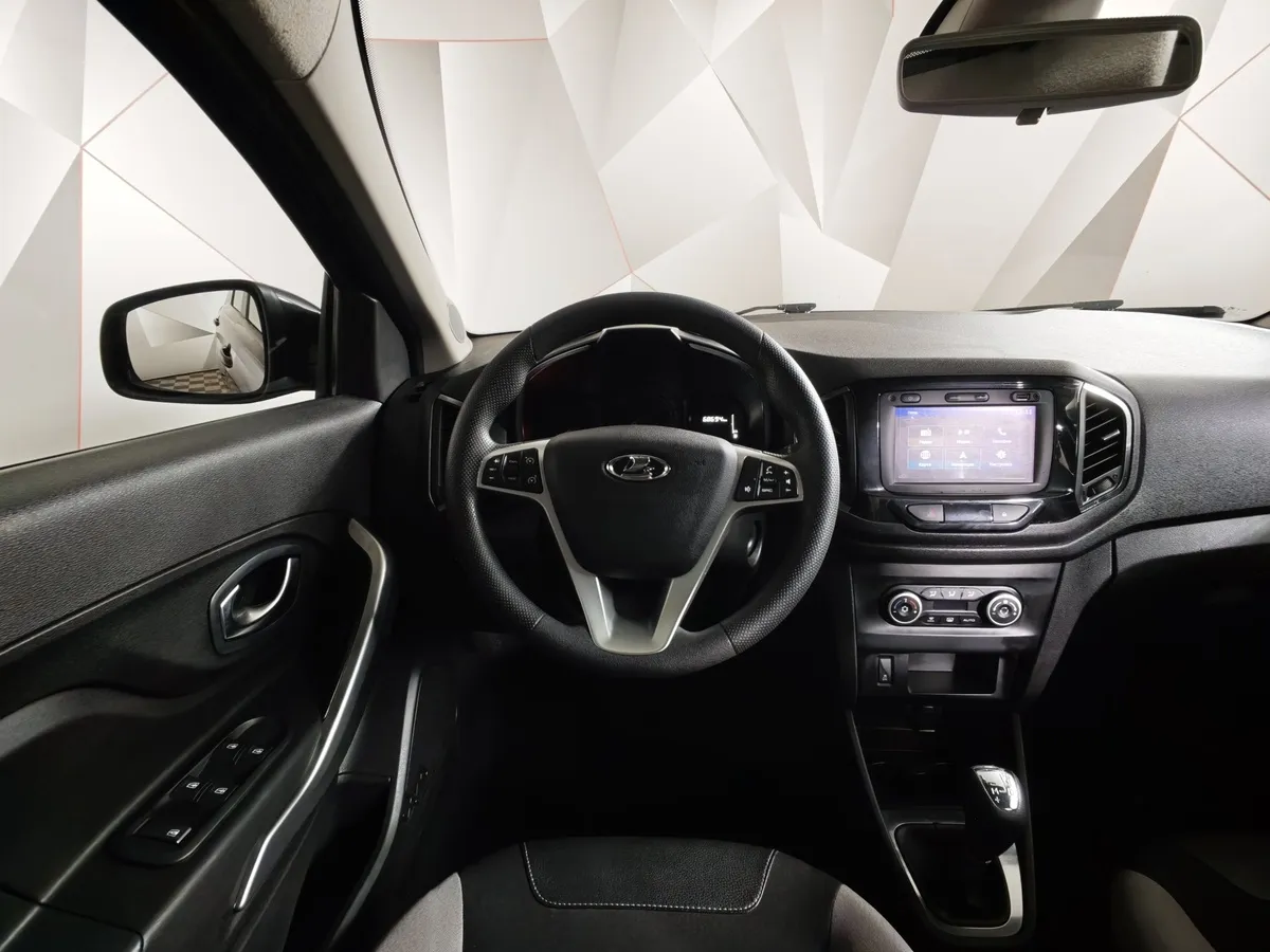 ВАЗ (Lada) XRAY 1.8 AMT (122 л.с.) Черный в АВИЛОН. Слайд №20