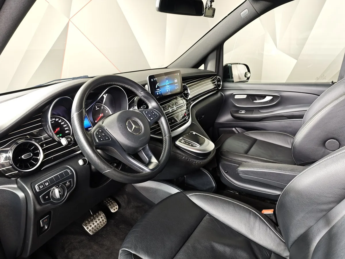 Mercedes-Benz V-Класс V 250 BlueTEC 7G-Tronic Plus 4x4 (190 л.с.) Черный в АВИЛОН. Слайд №16