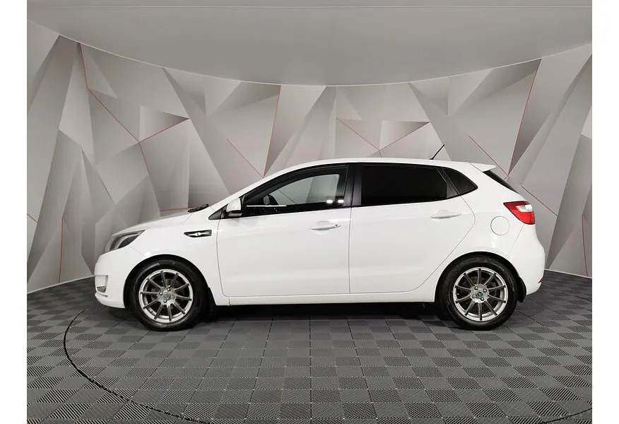 АВИЛОН - Kia Rio 1.4 MT (107 л.с.) Белый - slide 2