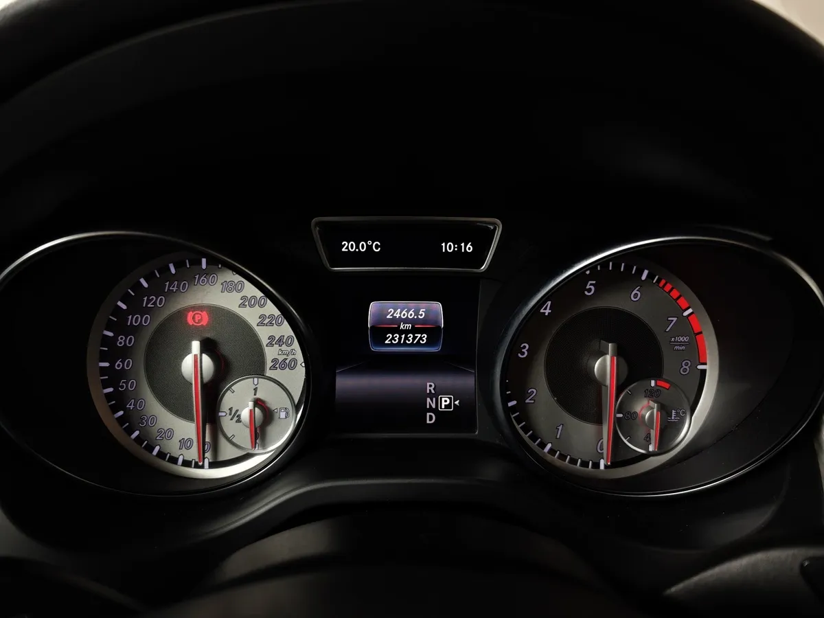Mercedes-Benz GLA 250 7G-DCT 4MATIC (211 л.с.) Особая серия Черный в АВИЛОН. Слайд №17