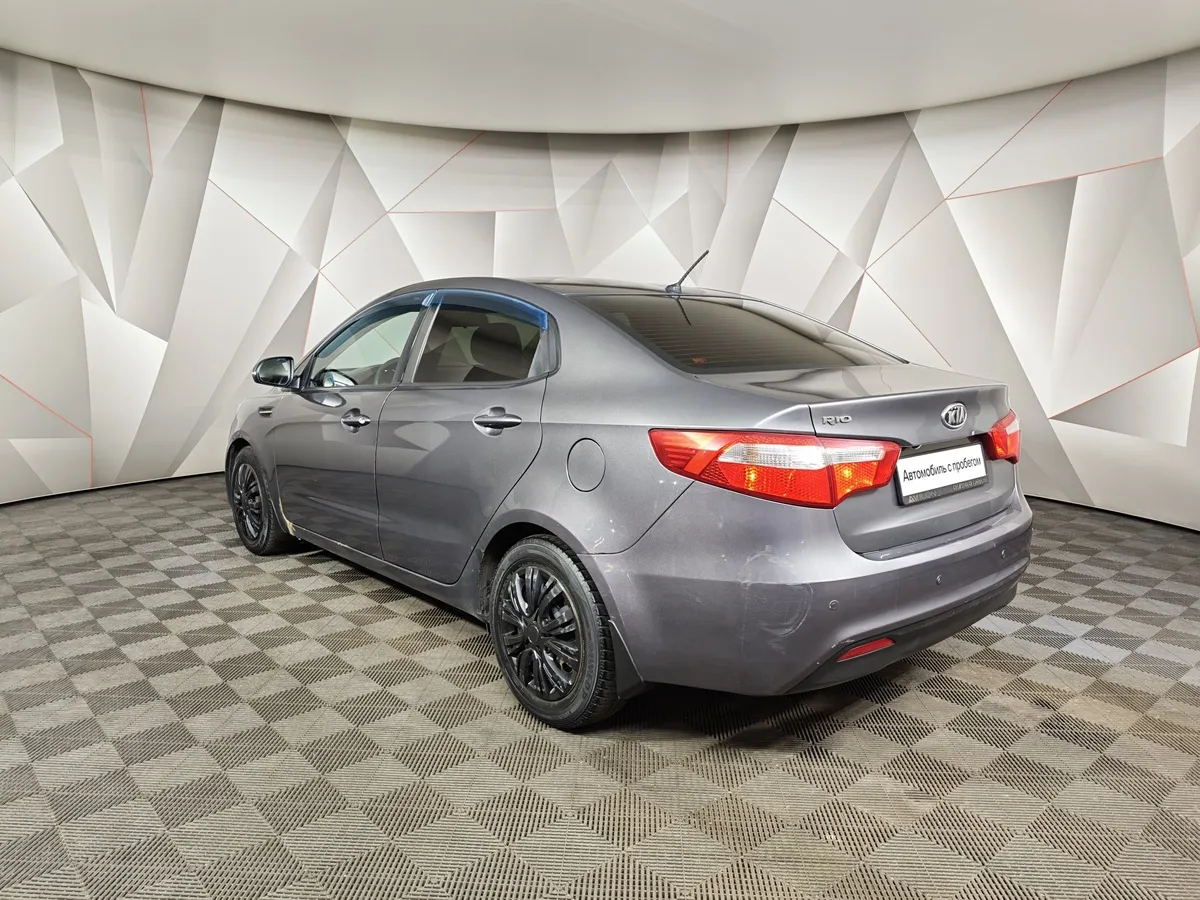 Kia Rio 1.6 AT (123 л.с.) Серый в АВИЛОН. Слайд №4