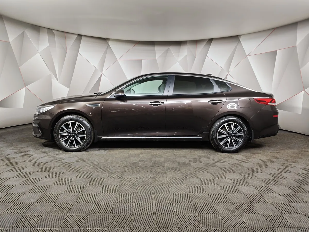 Kia Optima 2.4 GDI AT (188 л.с.) Luxe Коричневый в АВИЛОН. Слайд №5