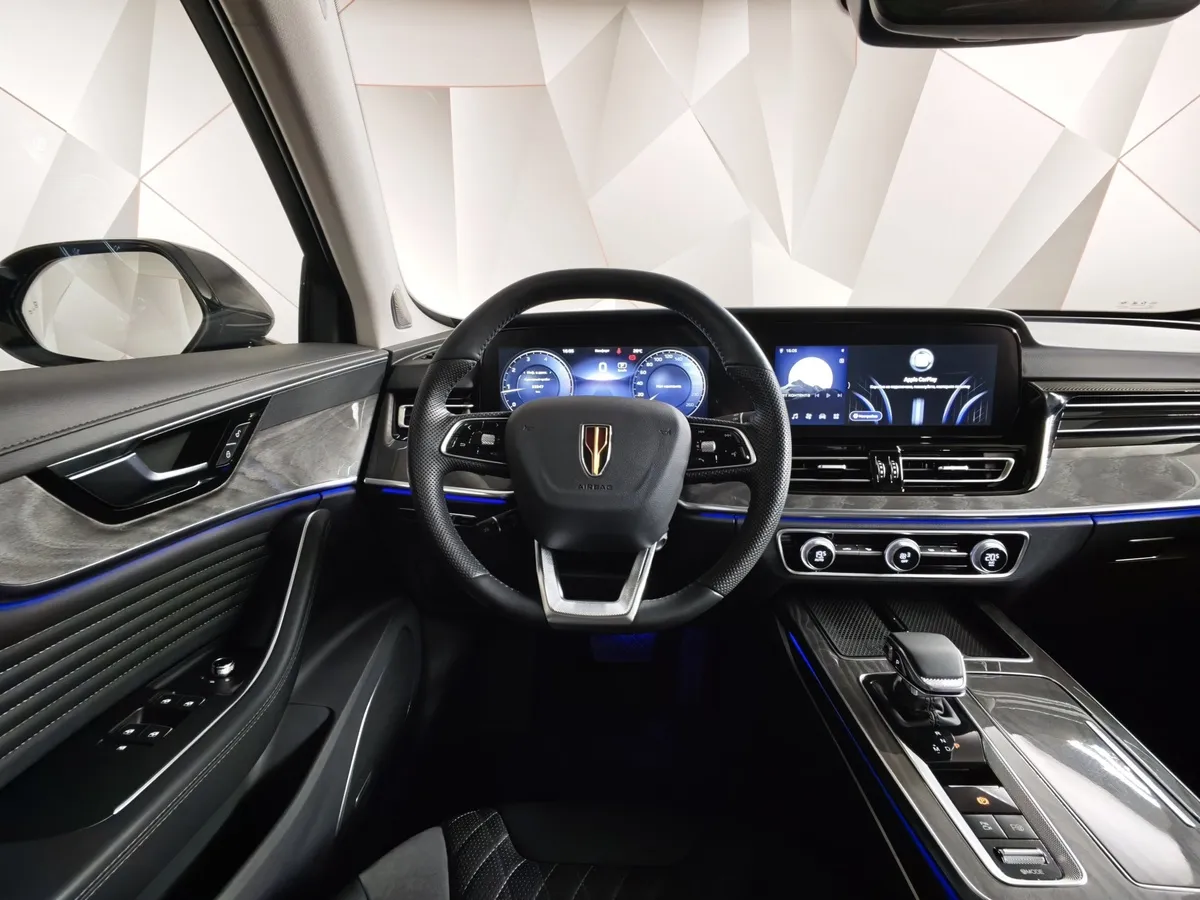 Hongqi HS5 2.0T AT 4WD (245 л.с.) Делюкс Коричневый в АВИЛОН. Слайд №20