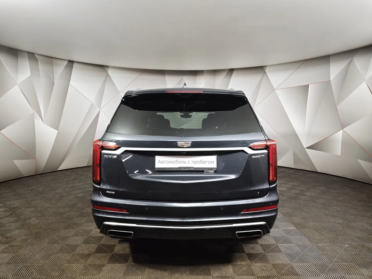 Cadillac XT6 2.0T AT AWD (200 л.с.) Sport Черный в АВИЛОН. Слайд №8